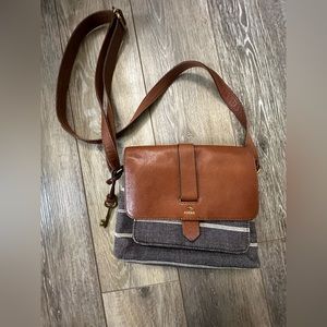 FOSSIL CROSSBODY PURSE WITH LEATHER AND CHAMBRAY